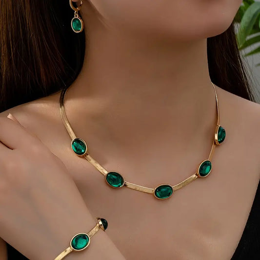 TrendyFrik™ Oval Green Crystal Pendant Necklace Set With Bracelet