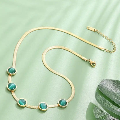 TrendyFrik™ Oval Green Crystal Pendant Necklace Set With Bracelet